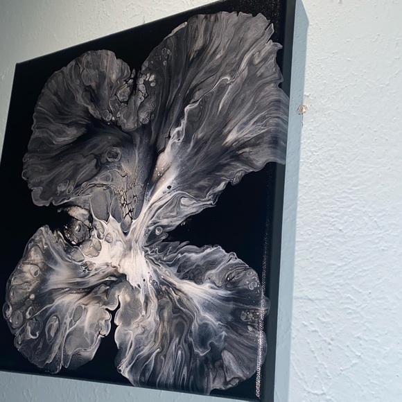❌SOLD❌12x12 hand painted Abstract Acrylic fluid pour art canvas painting black - Picture 3 of 10